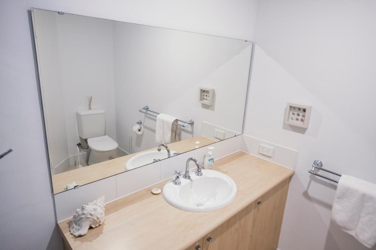 Fortytwo - Oceanside Retreat バッセルトン エクステリア 写真