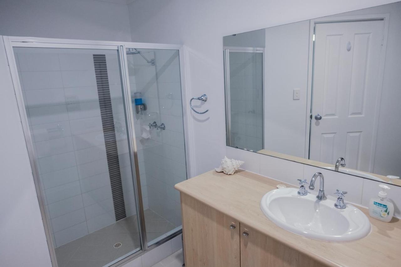 Fortytwo - Oceanside Retreat バッセルトン エクステリア 写真